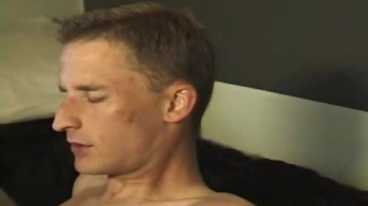 Hot guys oral sex