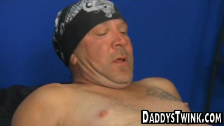 Aged gay biker gets cocksucking blonde teenage teenager