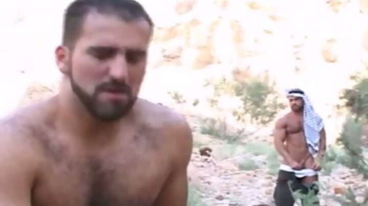 Machos y peludos (haired)