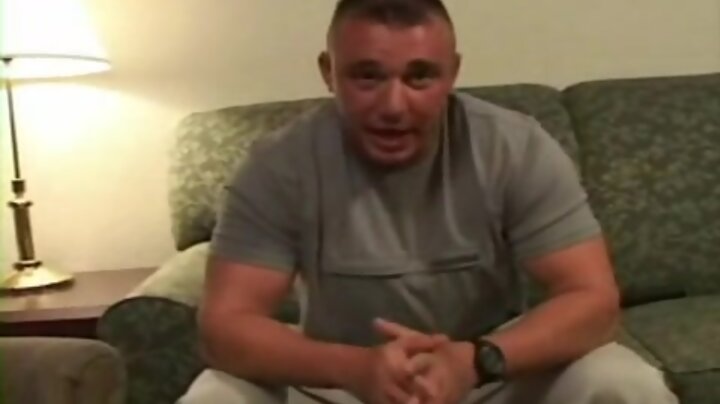 Flirty guys chat with us