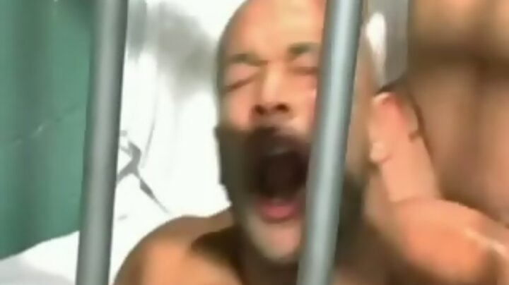 Gangbang en prison