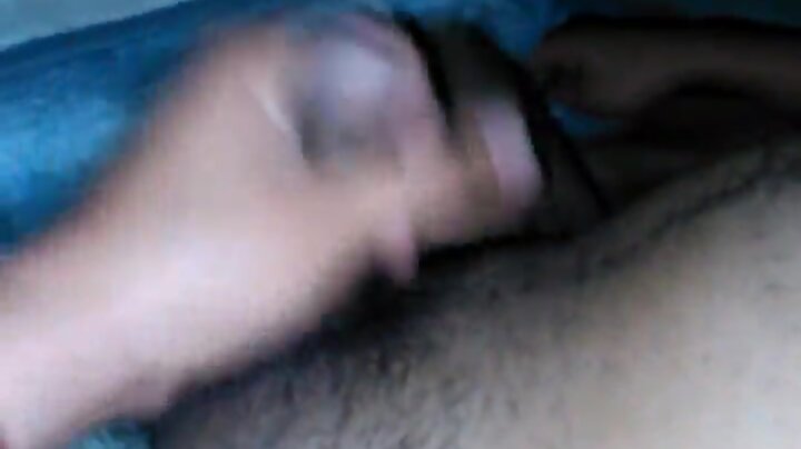 Abusando de mi amigo heterosexual