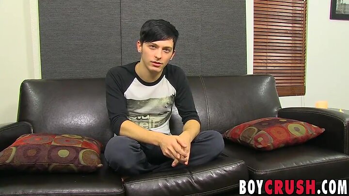 Nice ryker madison masturbates after being interviewed