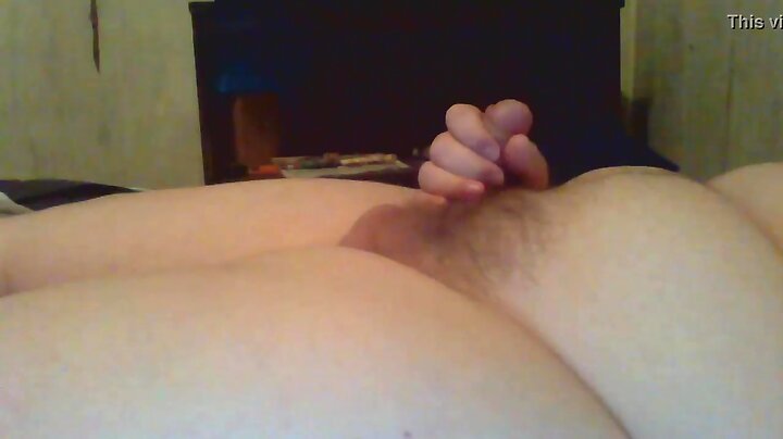 Phat butt jacking off